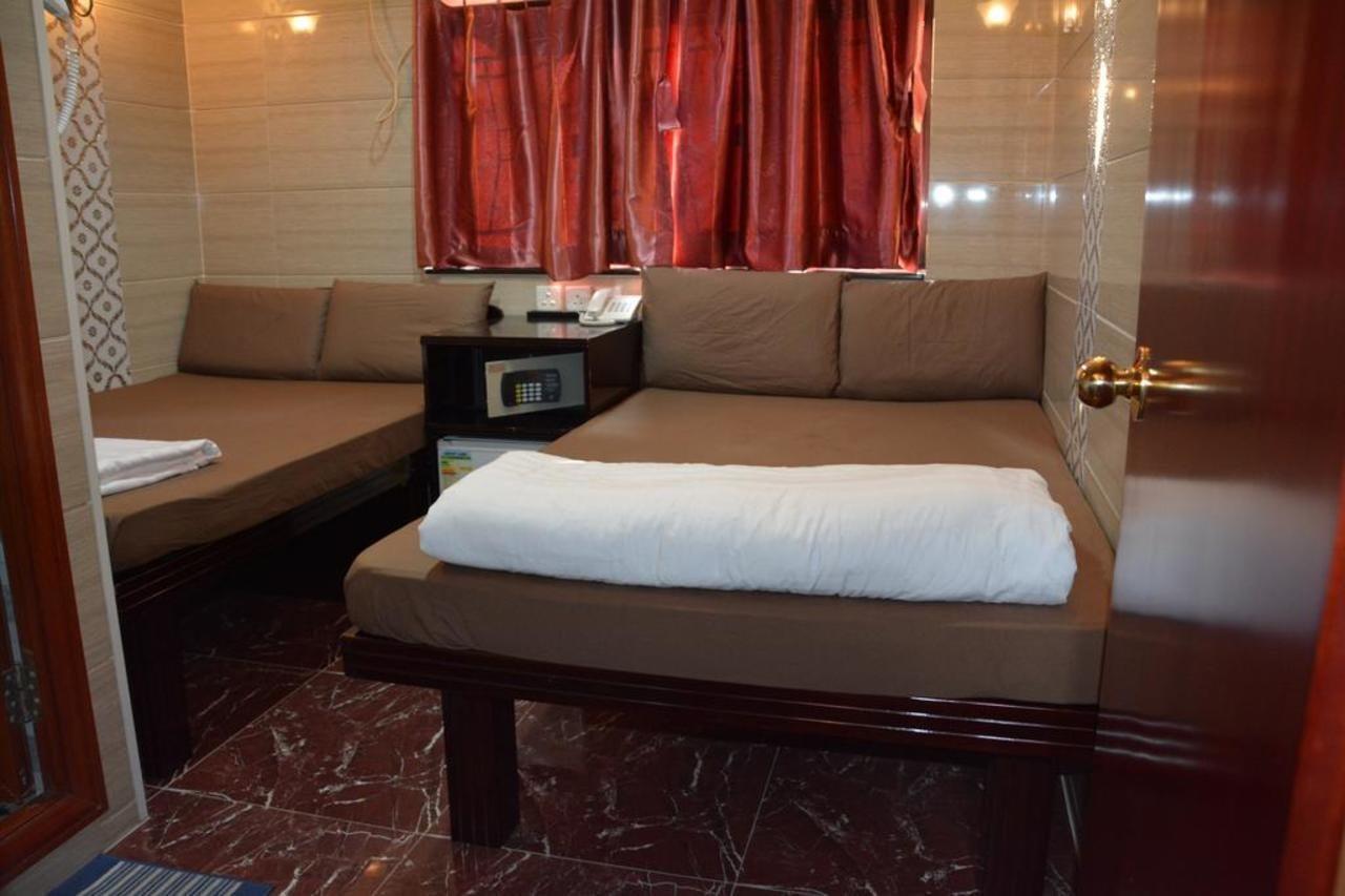 Everest Base Camp Hostel Hong Kong Bagian luar foto