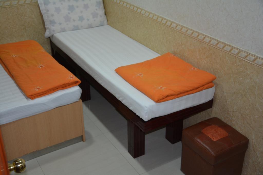 Everest Base Camp Hostel Hong Kong Bagian luar foto