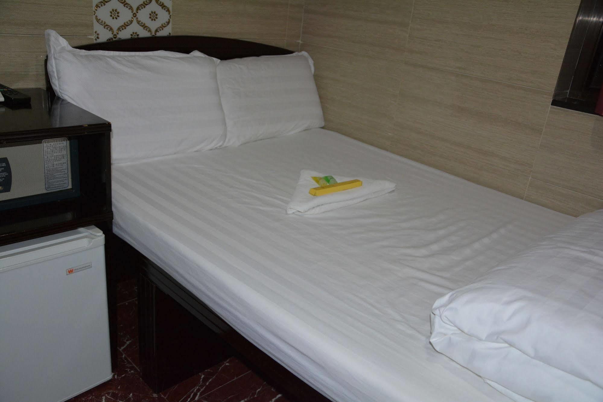 Everest Base Camp Hostel Hong Kong Bagian luar foto