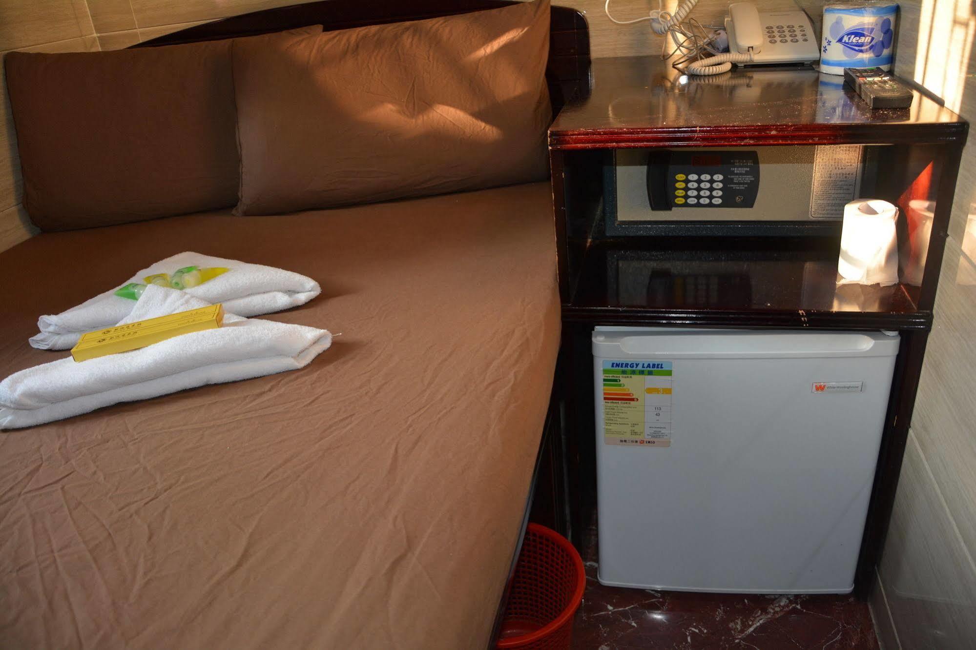 Everest Base Camp Hostel Hong Kong Bagian luar foto