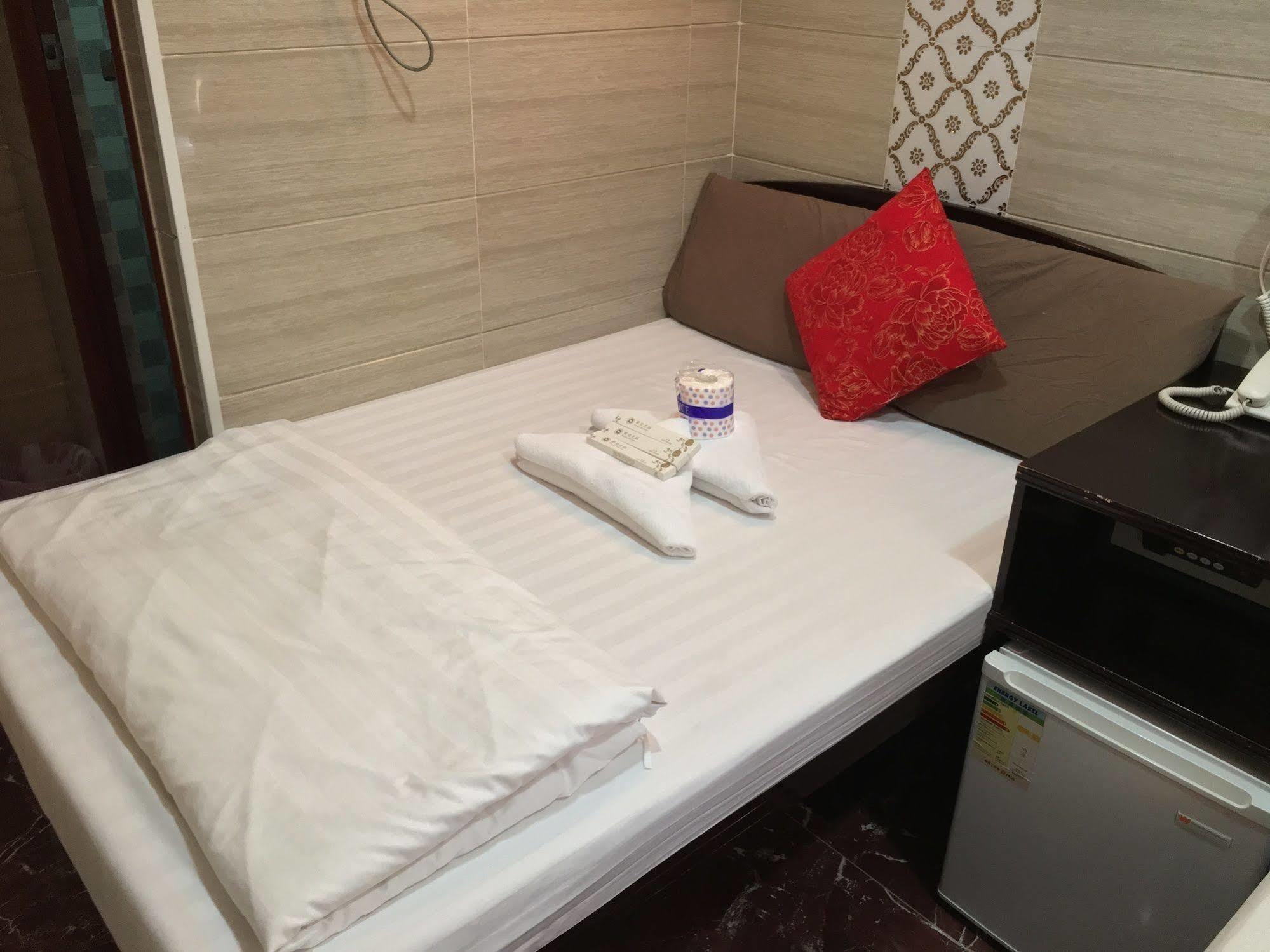 Everest Base Camp Hostel Hong Kong Bagian luar foto
