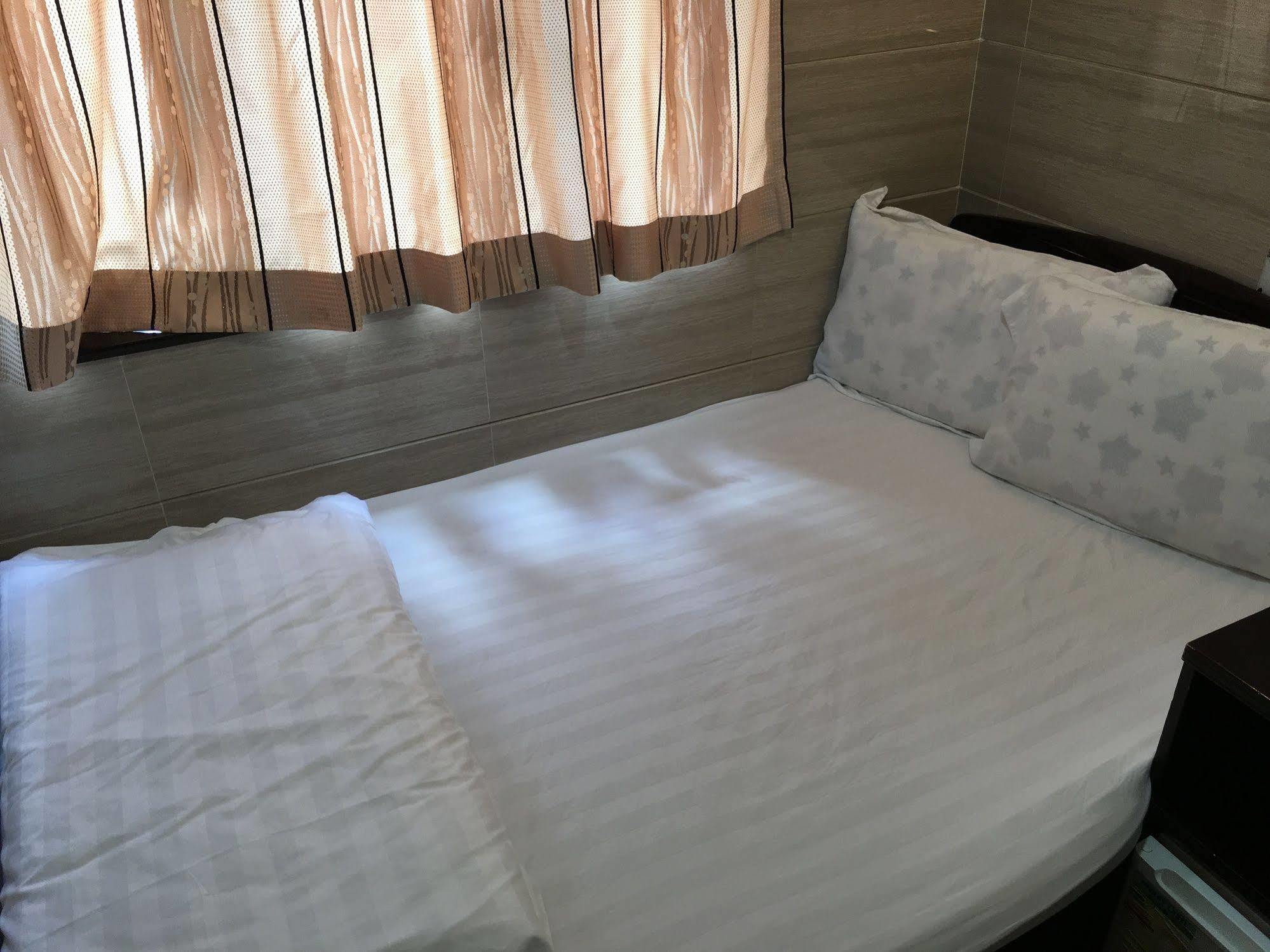 Everest Base Camp Hostel Hong Kong Bagian luar foto