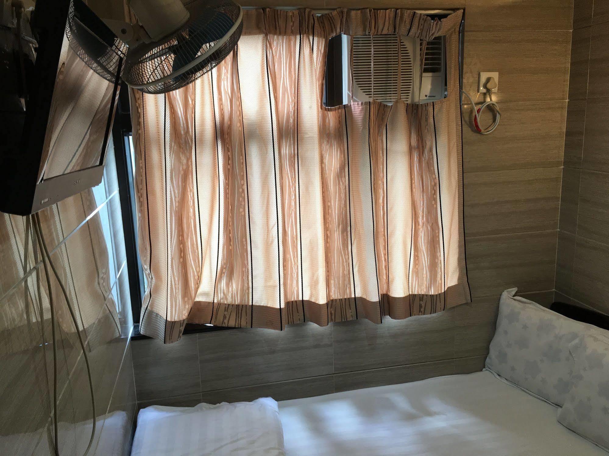 Everest Base Camp Hostel Hong Kong Bagian luar foto