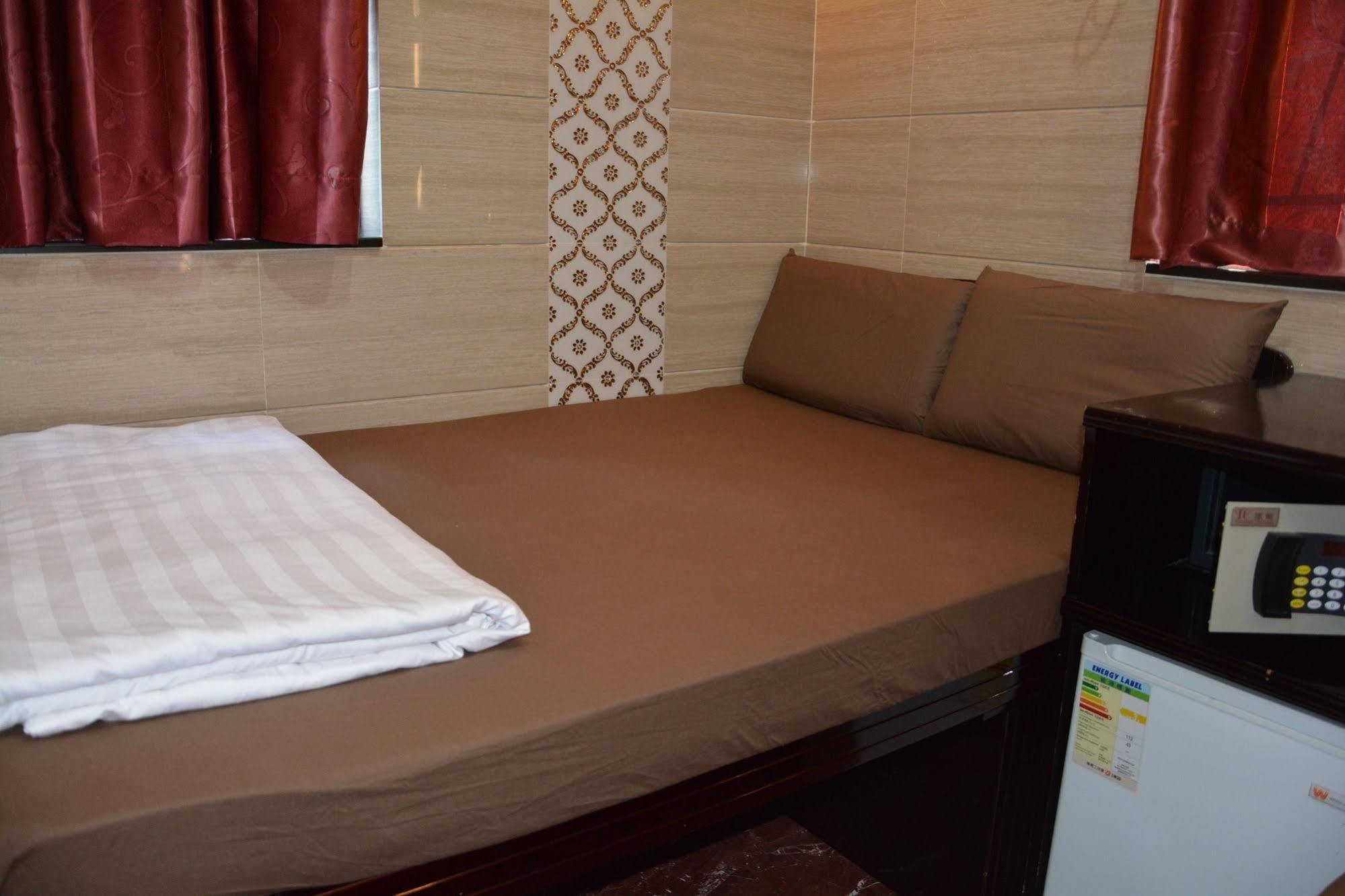 Everest Base Camp Hostel Hong Kong Bagian luar foto